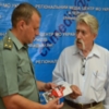 Герой України Левко Лук'яненко подарував чернігівським військовим авторські книги