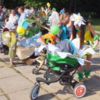 Ювілейний П’ятий парад колясок відбувся у Чернігові. ФОТО