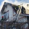 У Чернігові вогнеборці ліквідували пожежу в двоповерховому житловому будинку