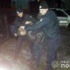Сосницькі поліцейські затримали чоловіка, що вдарив ножем у живіт односельця
