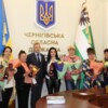 У Чернігівській ОДА жінкам урочисто вручили відзнаки 