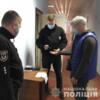 Поліція Чернігова притягнула до відповідальності місцевого мешканця за хуліганські дії біля виборчих дільниць