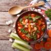 Смачні рецепти вихідного дня: як приготувати квасолевий суп
