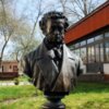 Демонтаж пам’ятника Пушкіну у Чернігові: думки влади та істориків