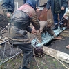 Чернігівська область: рятувальники звільнили чоловіка, який застряг у колодязі