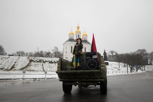 Юний волонтер Сергій Мороз з Чернігова передав для підрозділів оперативного командування «Північ» автівку