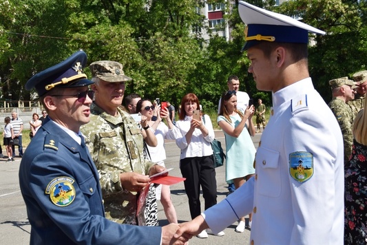  У Чернігівському ліцеї з посиленою військово-фізичною підготовкою 144 випускники отримали свідоцтва про закінчення навчального закладу
